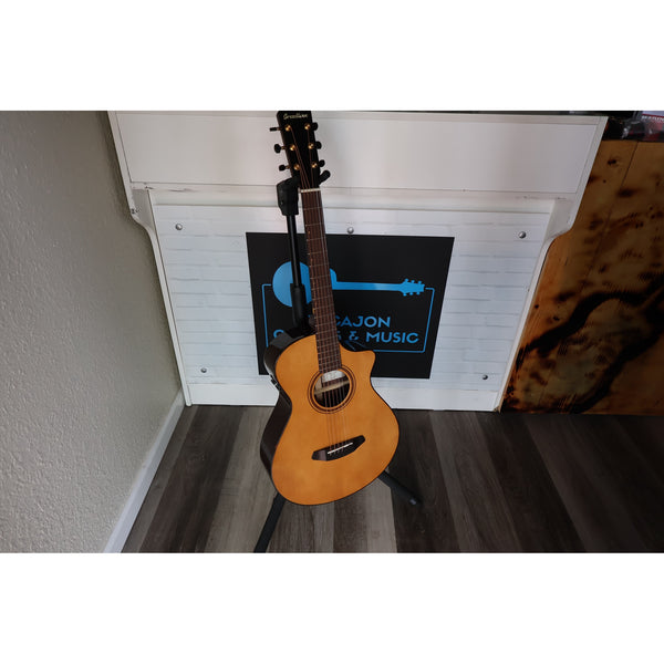 Breedlove PFCA18CEEUIR CC230207288 Performer Pro Concertina CE Acoustic-Electric Guitar – Aged Toner