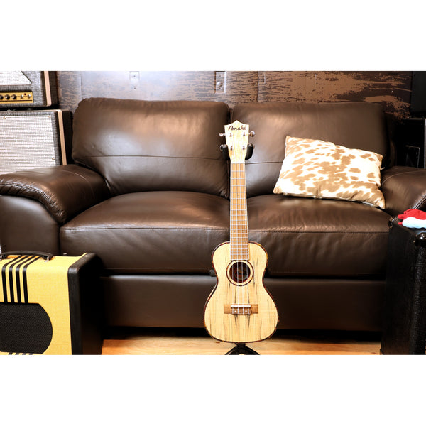 Amahi UK770C Concert Ukulele – Spalted Maple with Gig Bag