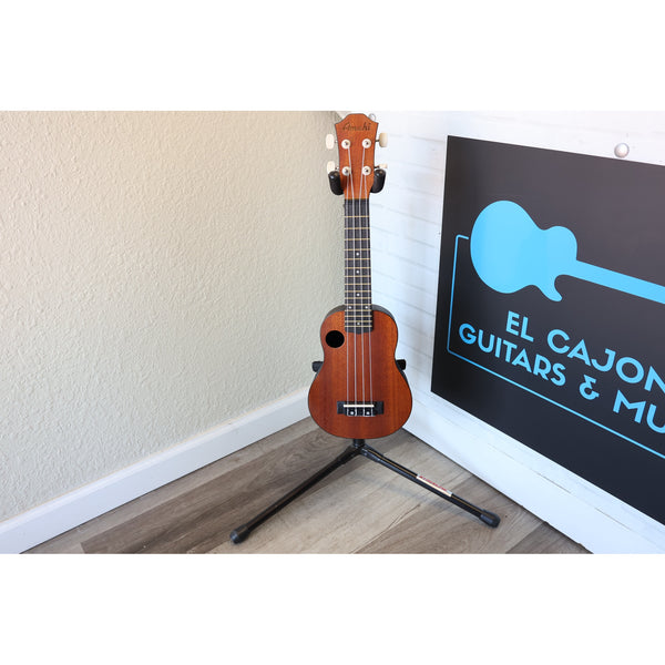 Amahi HCLF220 Soprano Ukulele with Mahogany Top and Black ABS Body - Gig Bag Included