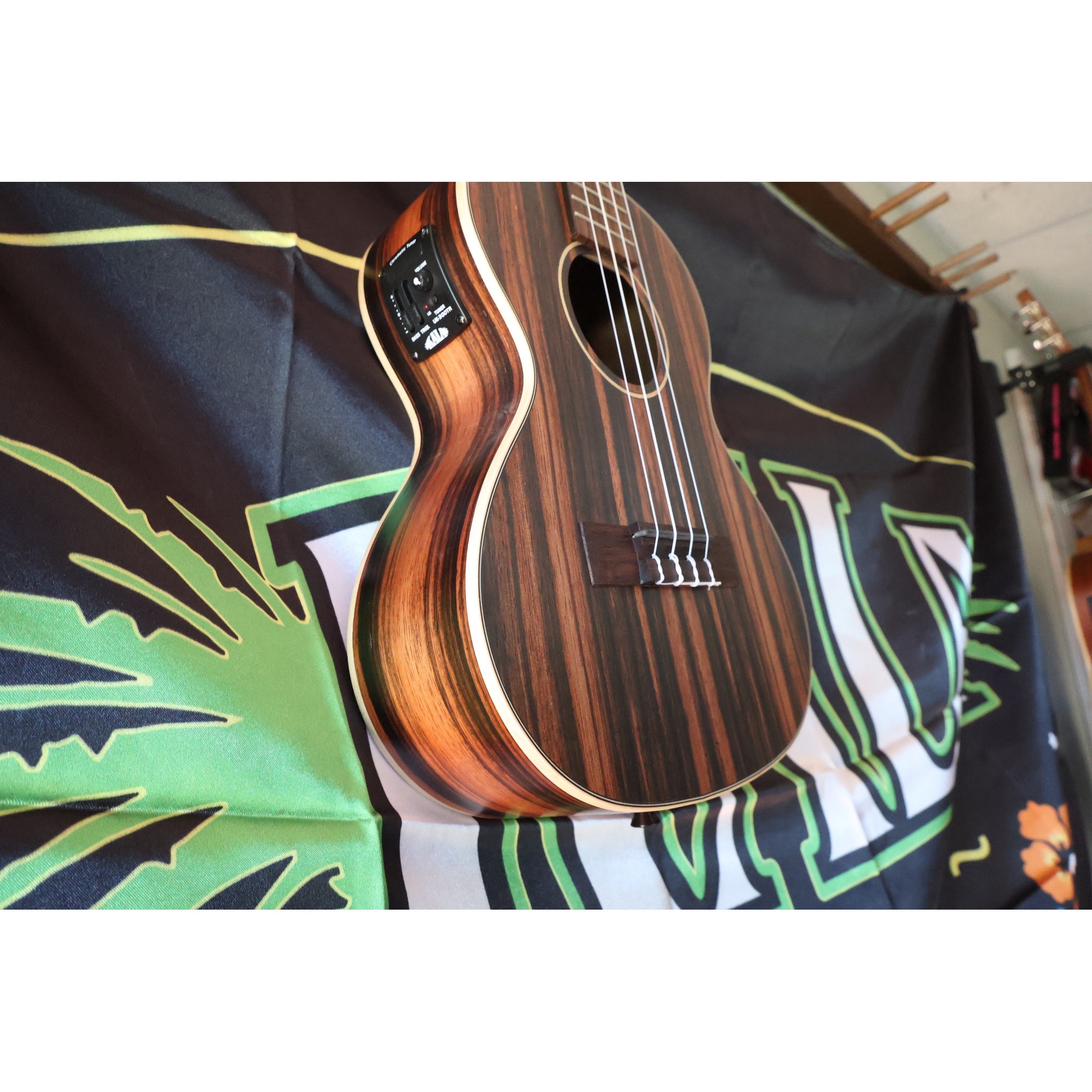 Kala Striped Ebony Tenor Ukulele with EQ – KA-EBY-TE