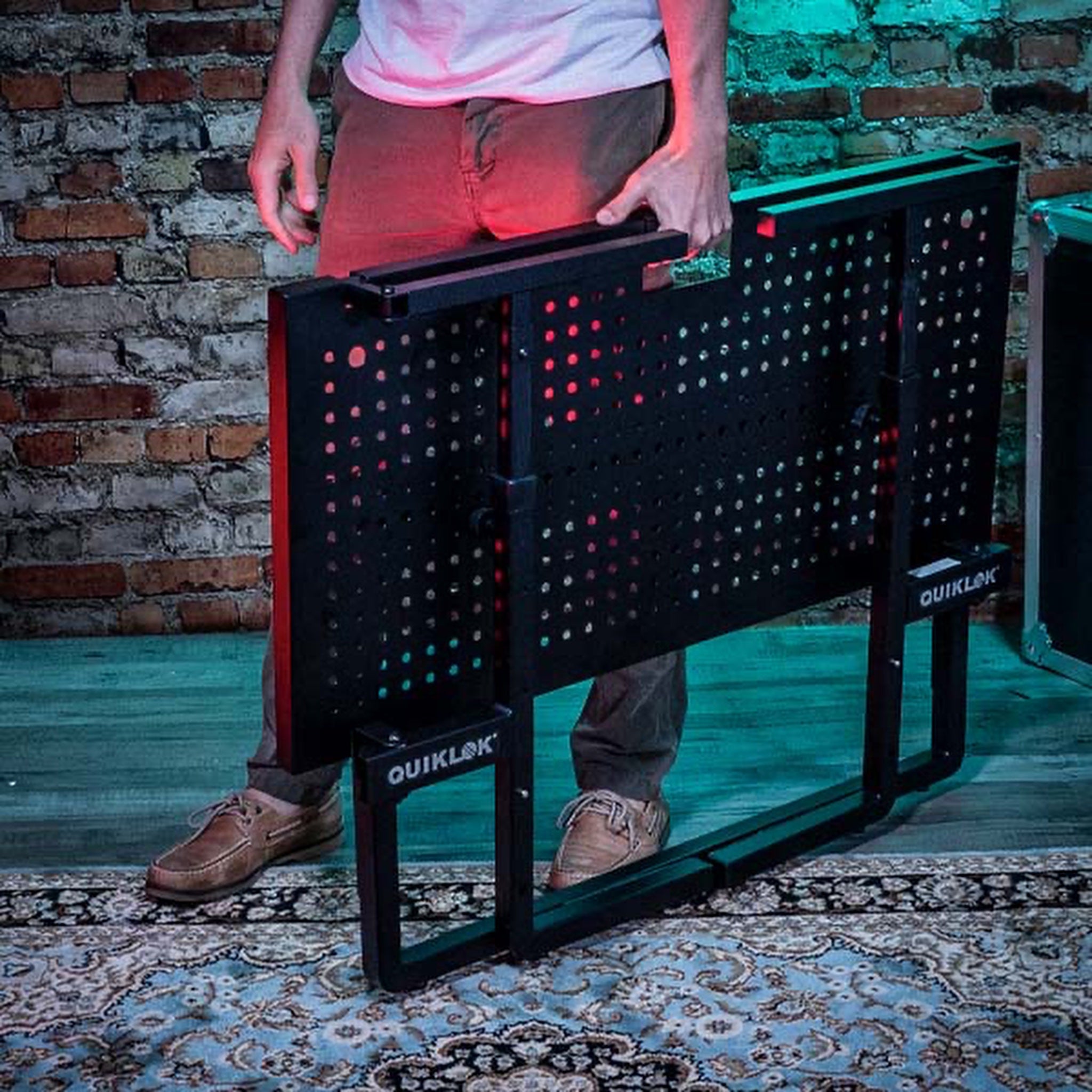 Quik Lok DJ233 DJ Performance Workstation with Perforated Shelf