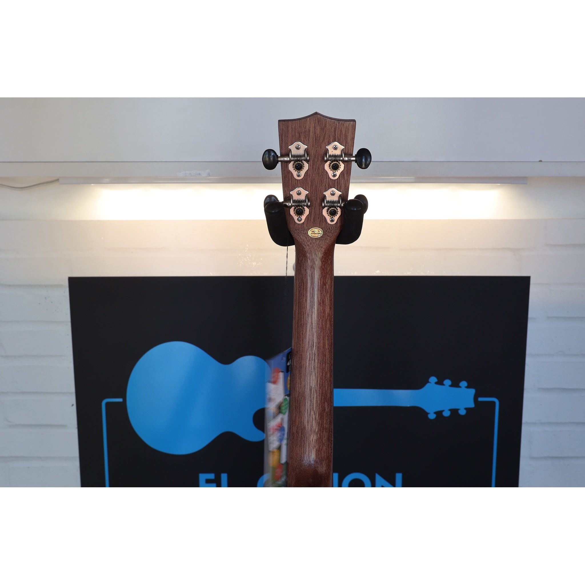 Kala Amara Tri-Top Tenor Ukulele with Cutaway & EQ – KA-AM-T-CE