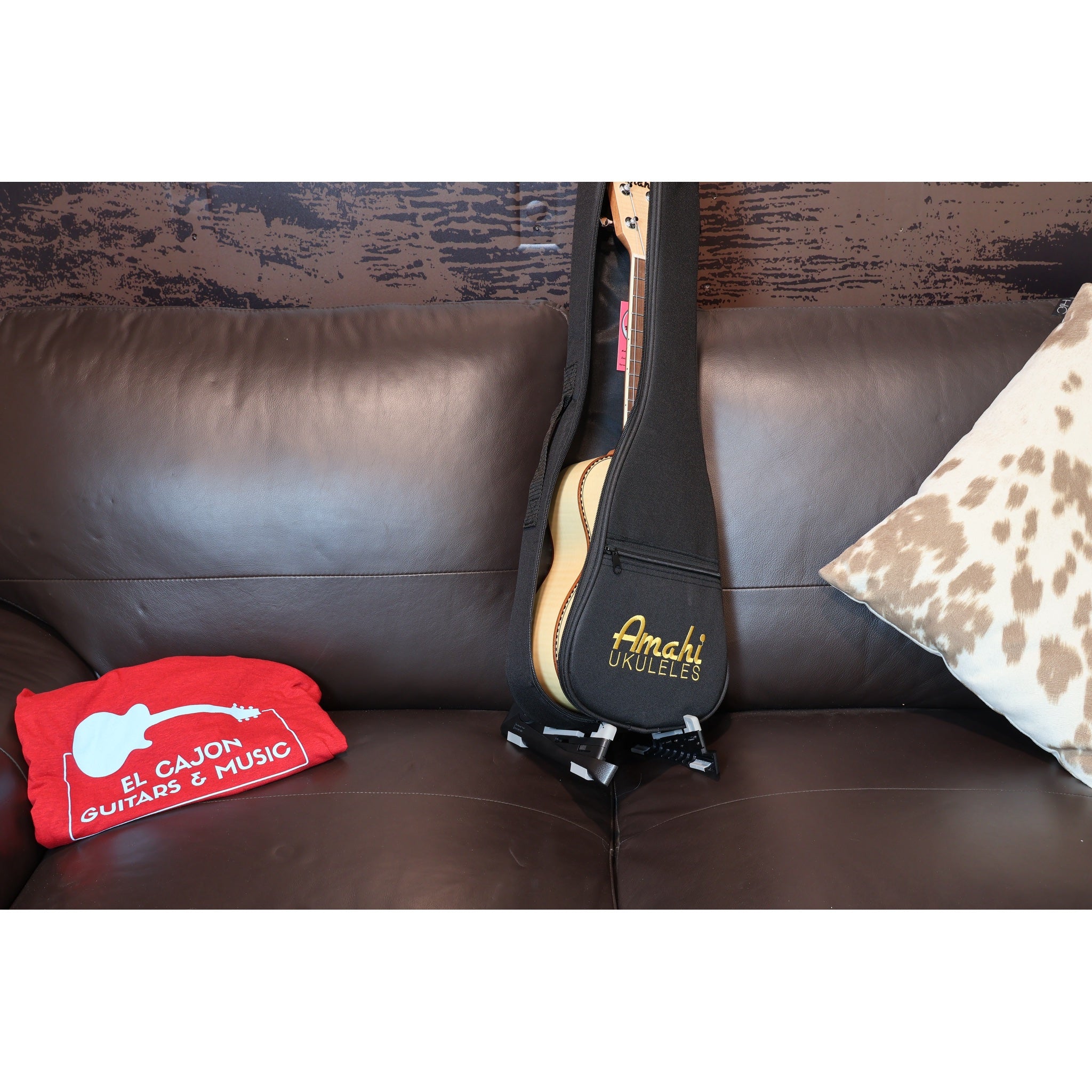 Amahi UK550C Concert Ukulele – Flamed Maple, Satin Finish w/ Gig Bag