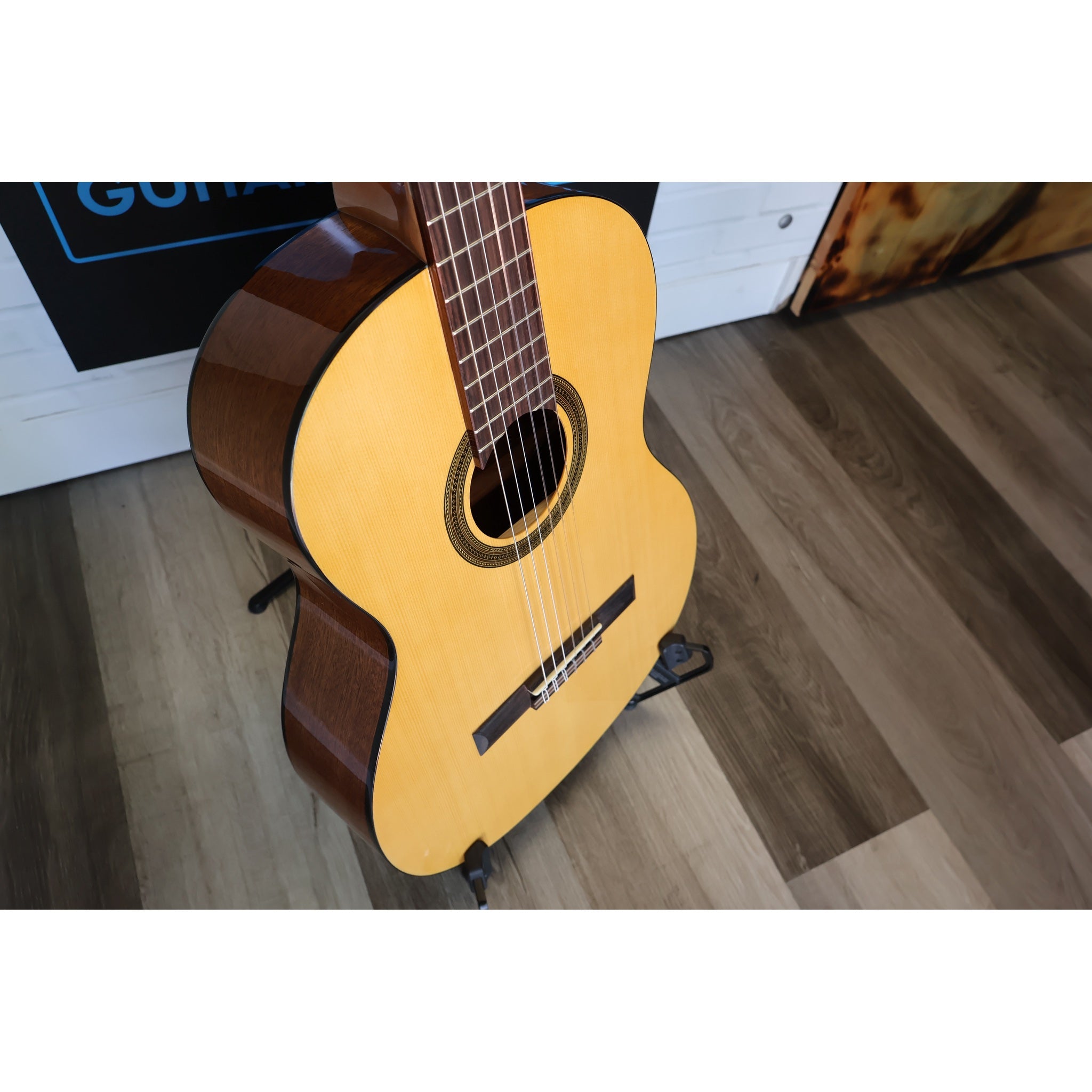 Córdoba C1 Gloss Classical Guitar with Gig Bag
