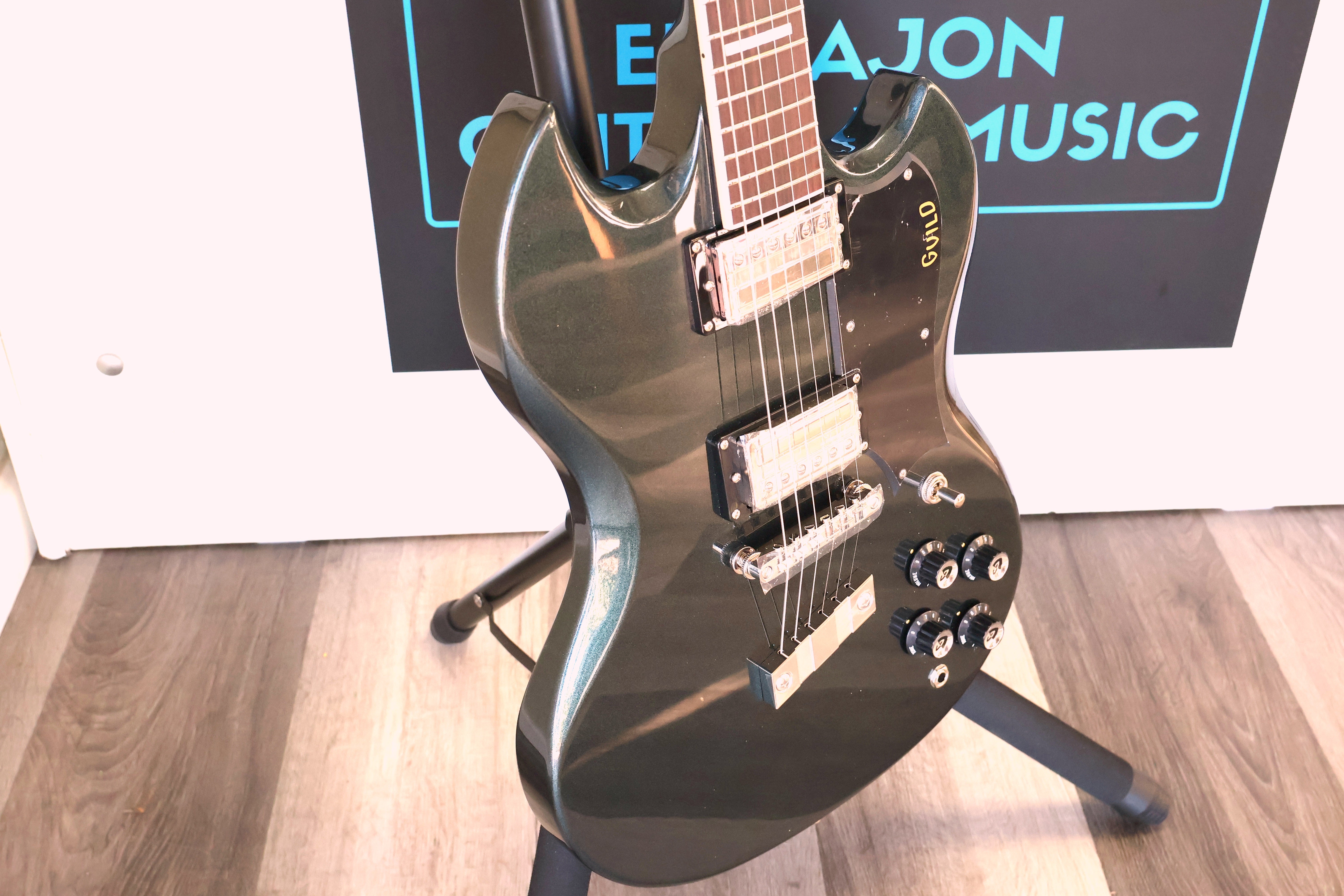 Guild Polara Deluxe Kingswood Green Electric Guitar