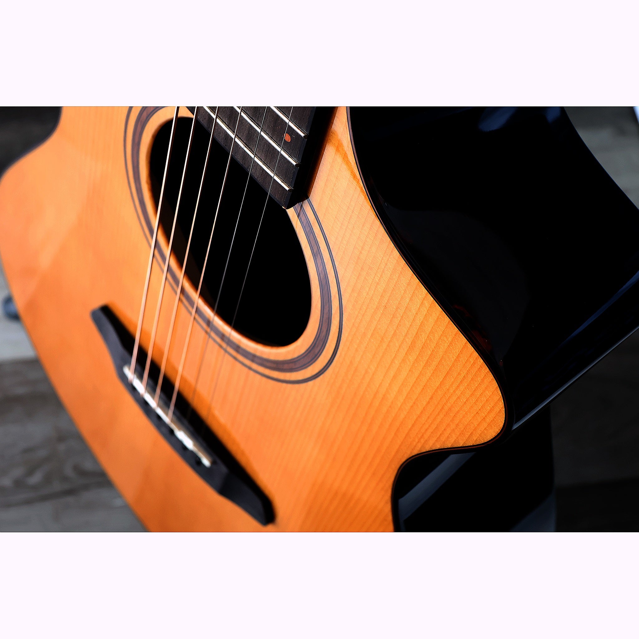 Breedlove Performer Pro Concert CE Acoustic-Electric Guitar – Aged Toner