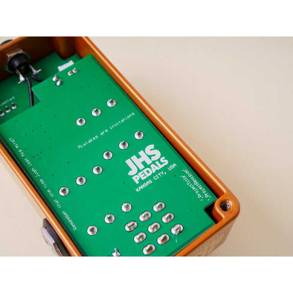 JHS Pedals The Fumble JFET Clean Boost Pedal
