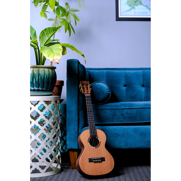 Solid Cedar Top Pau Ferro Tenor