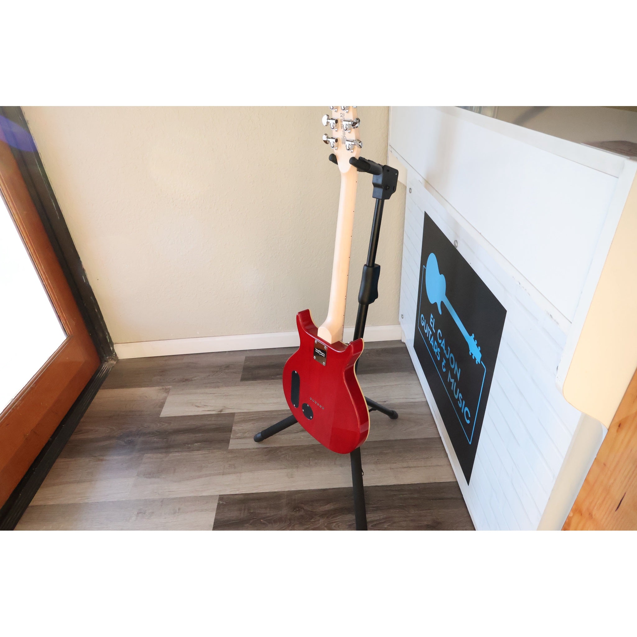 Washburn Wing Series Raven R5CB-U Electric Guitar – Cherry Burst