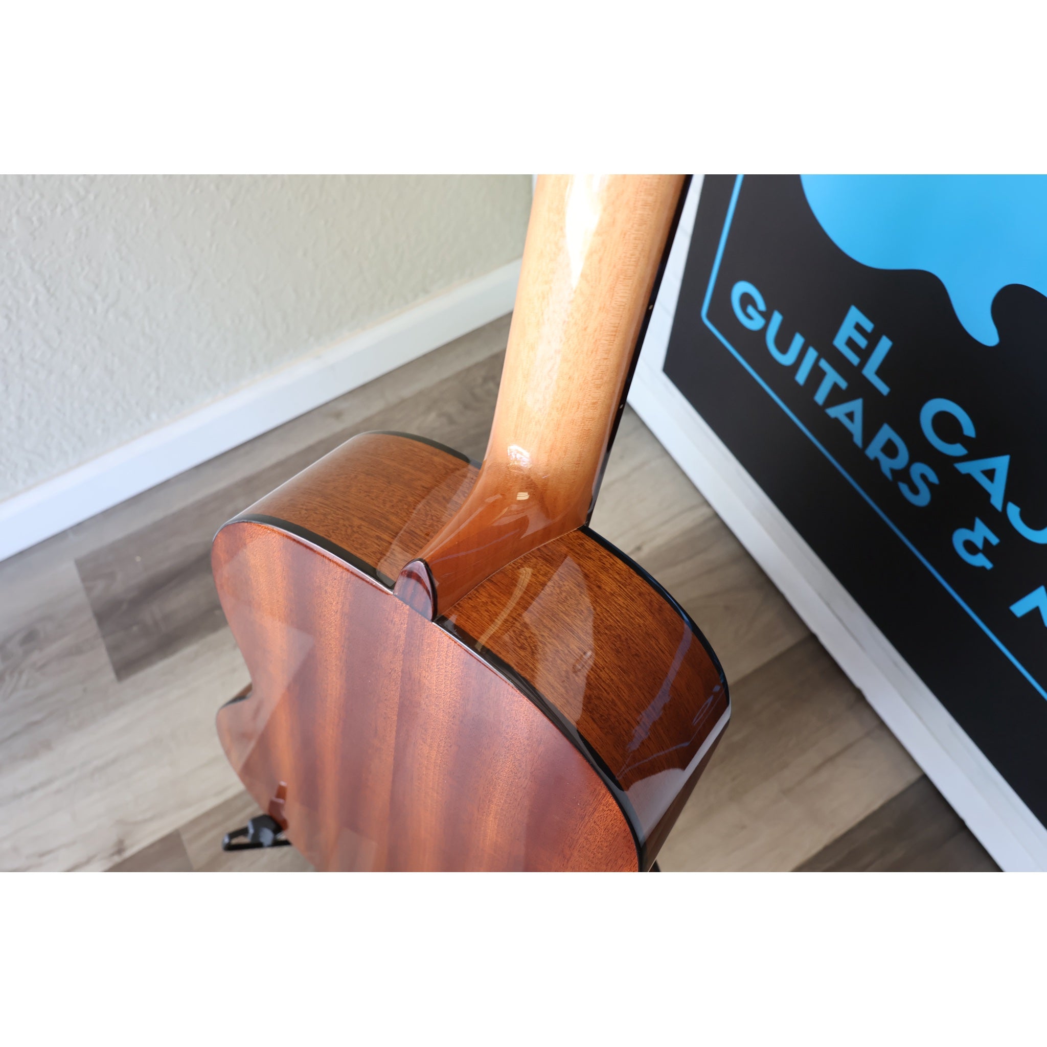 Córdoba C1 Gloss Classical Guitar with Gig Bag