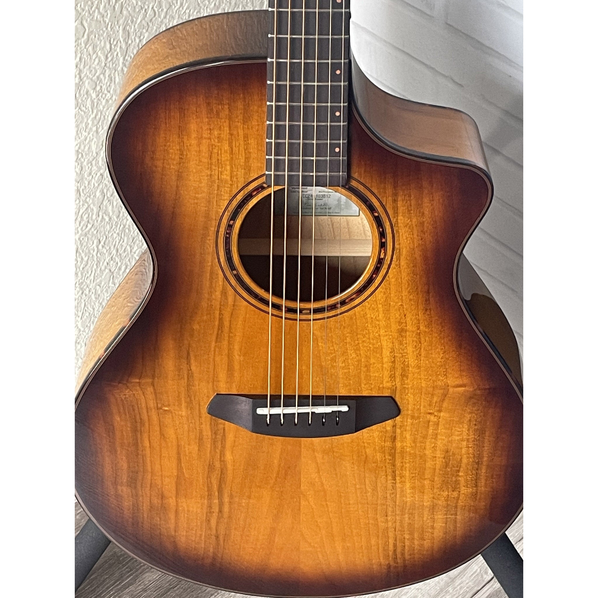 Pursuit Exotic S Concert Tiger's Eye CE Myrtlewood-Myrtlewood