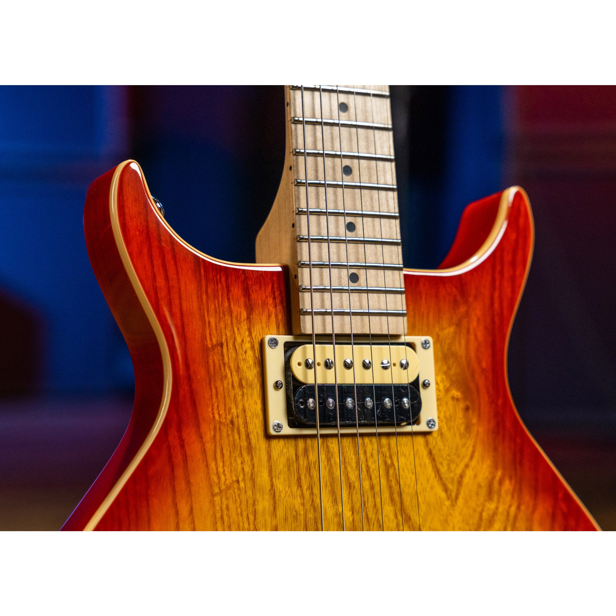 Washburn Wing Series Raven R5CB-U Electric Guitar – Cherry Burst