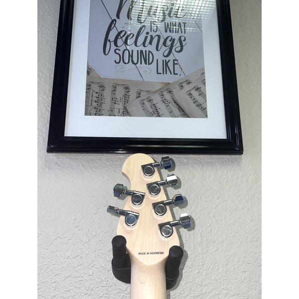 Top figuring — close‑up (Stain Pink)