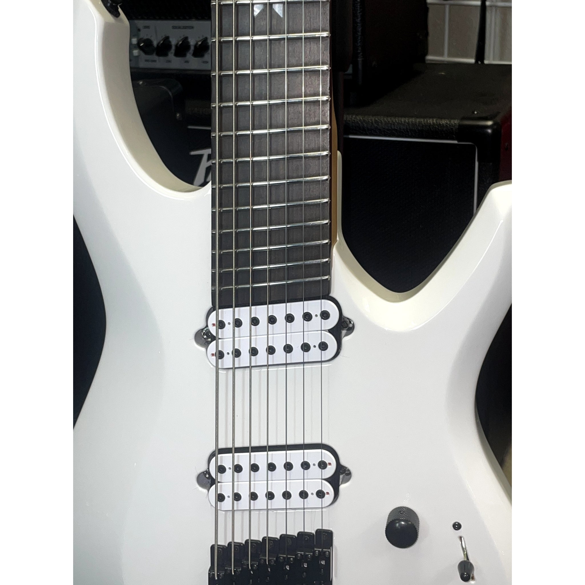 Tagima True Range 7 — Brazilian Cedar Body, Pau Marfim Neck, Pau Ferro, Bare Knuckle Aftermath, Monorail (Brazil)