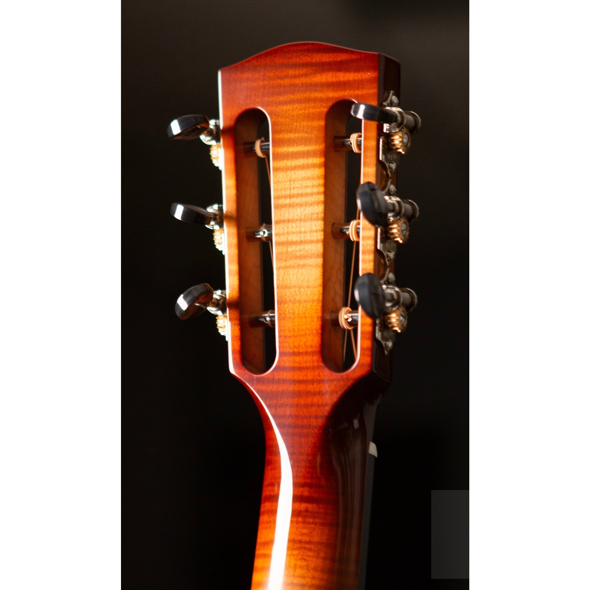 Bedell Private Reserve Parlor Lucky Strike Redwood – “The Tree” Mahogany - El Cajon Guitars and Music