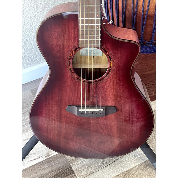 Breedlove Pursuit Exotic S Concert Limited Edition Pinot Burst CE Myrtlewood - Myrtlewood - El Cajon Guitars and Music