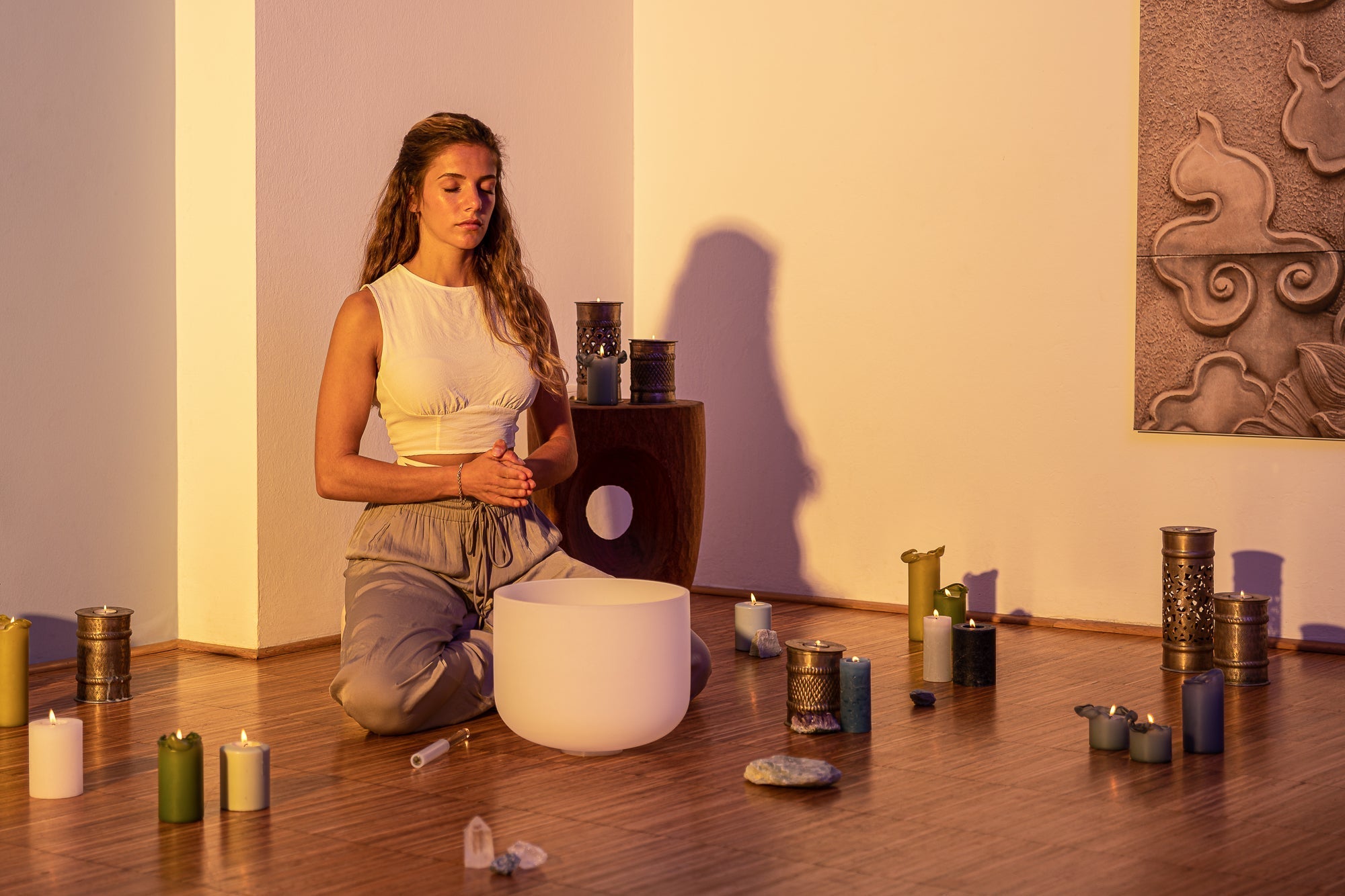 432 Hz Crystal Singing Bowl Chakra Set - 7 Pure White Quartz Bowls (8