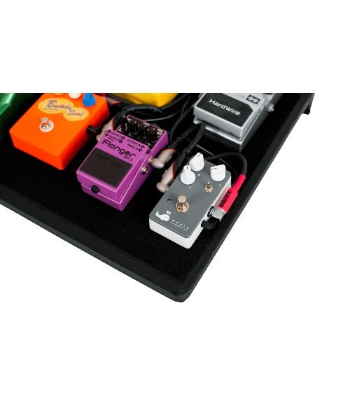 Gator Pedal Board W/ Carry Bag & Power Supply; Pro Size GPT - PRO - PWR - El Cajon Guitars and Music