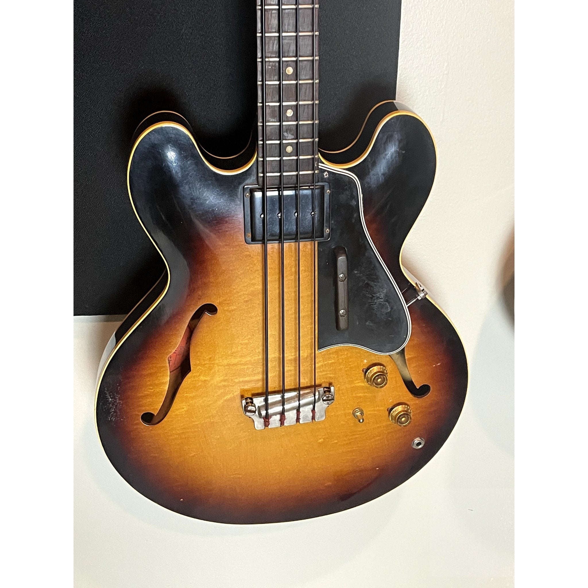 Gibson 1959 EB - 2 Bass Guitar Sunburst - El Cajon Guitars and Music