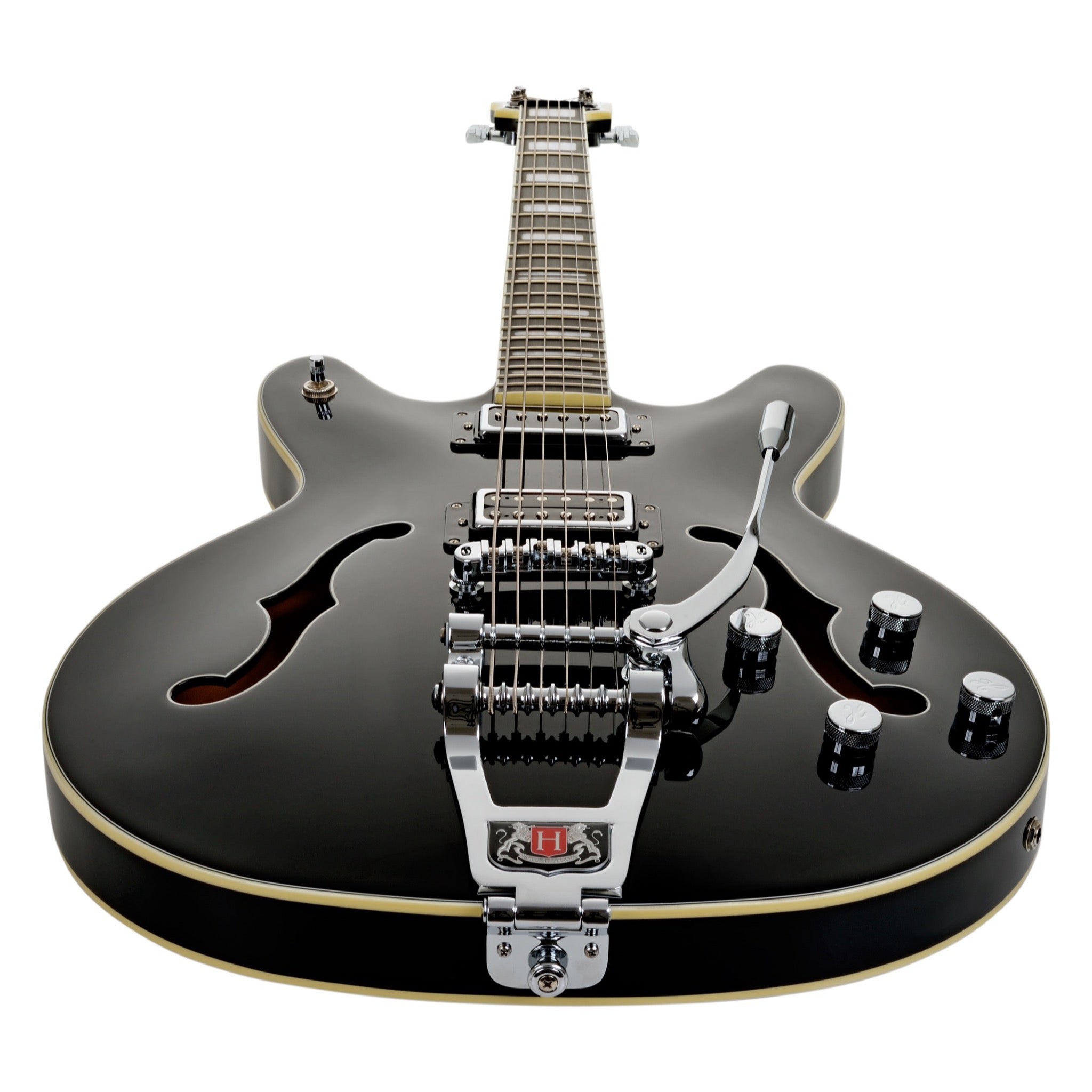 Hagstrom Tremar Viking Baritone Deluxe Black Gloss pickups detail