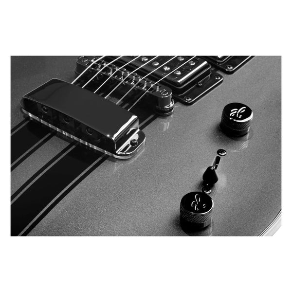 Hagstrom Ultra Max GT long-throw tune-o-matic bridge, sustain block tailpiece and controls