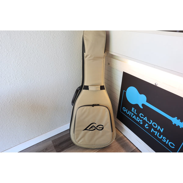 Lâg HyVibe 50 Auditorium Bevel Cutaway Smart Guitar – HV50ACE-2512LT22580 case front