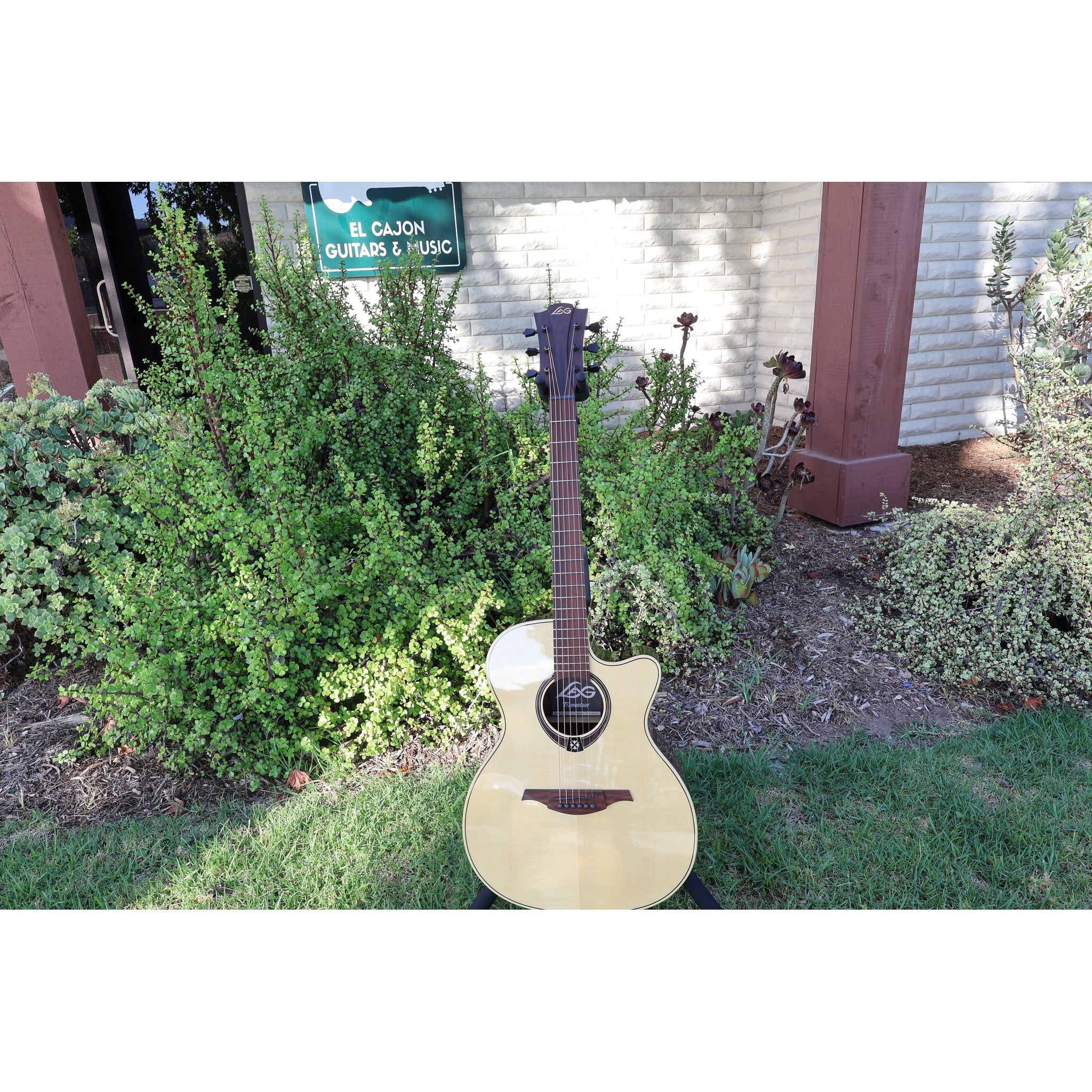 Lâg T218ACE Tramontane 218 Auditorium Acoustic-Electric Guitar – Natural Gloss - Serial Number 2511LT19929 - natural light at ECGMusic.com full guitar
