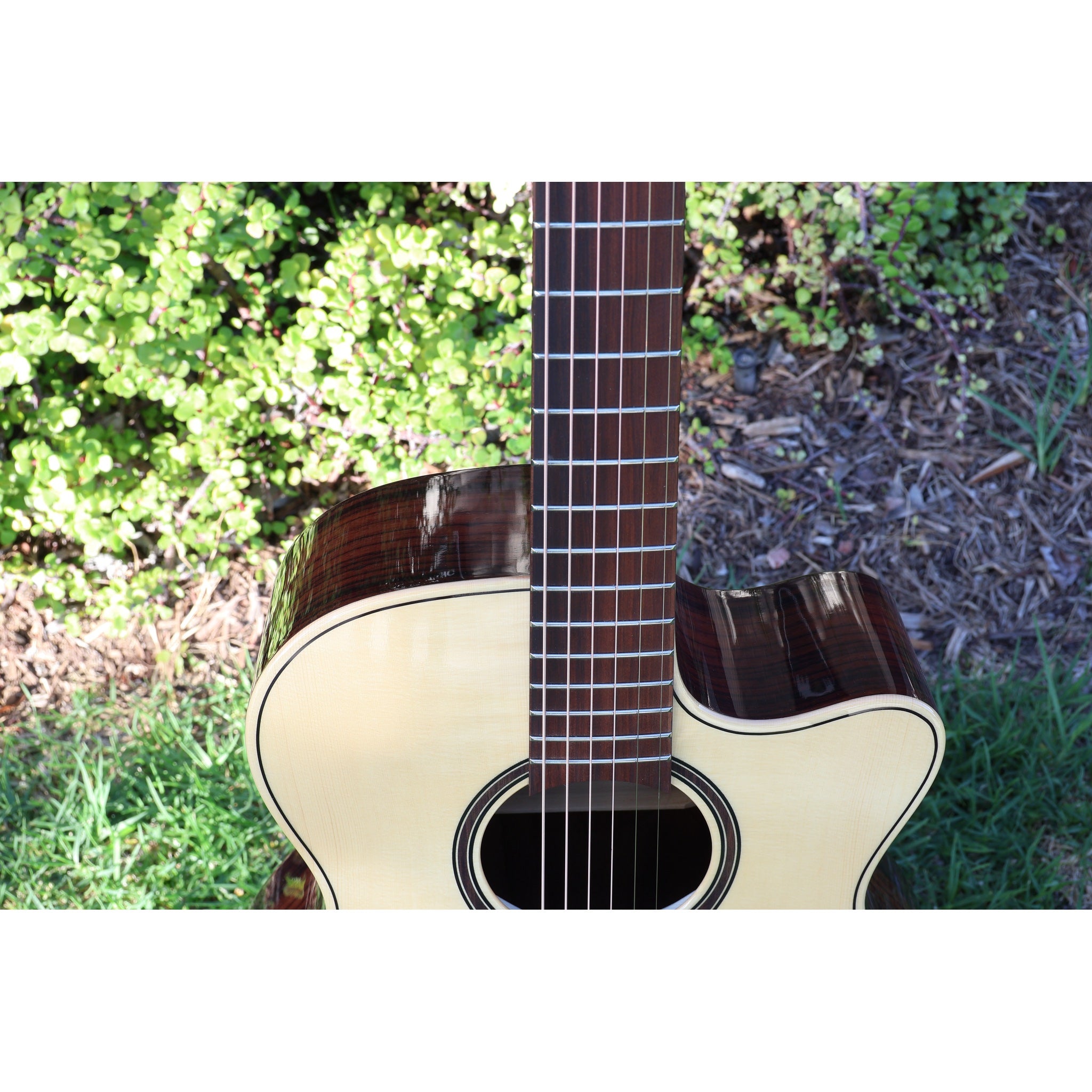 Lâg T218ACE Tramontane 218 Auditorium Acoustic-Electric Guitar – Natural Gloss - Serial Number 2511LT19929 - natural light at ECGMusic.com upper front body.