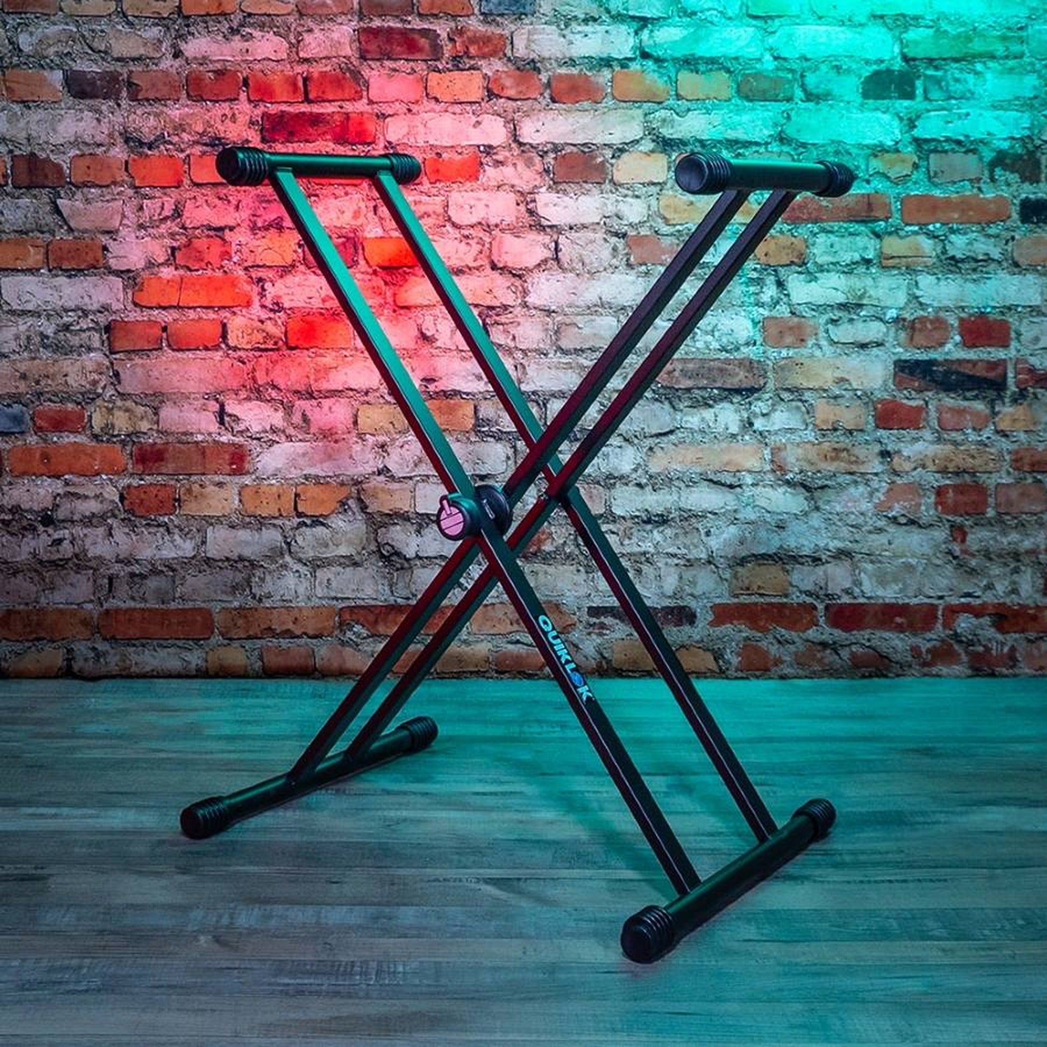 Quik Lok T-20 Double-Braced X Keyboard Stand