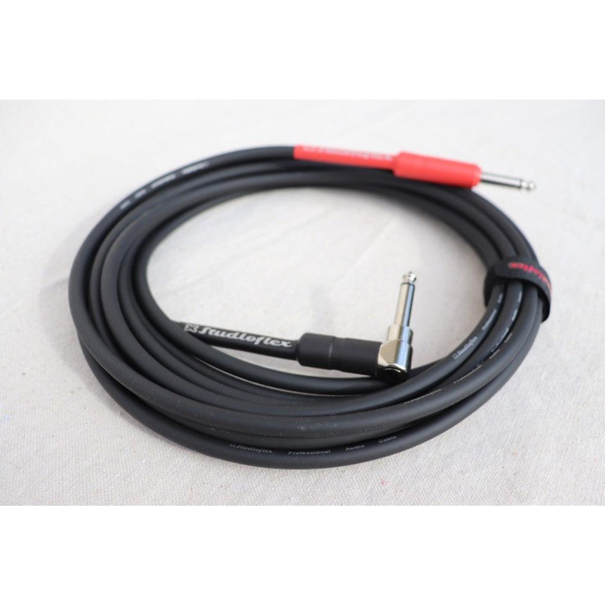 Studioflex Silent Connect Instrument Cable - El Cajon Guitars and Music