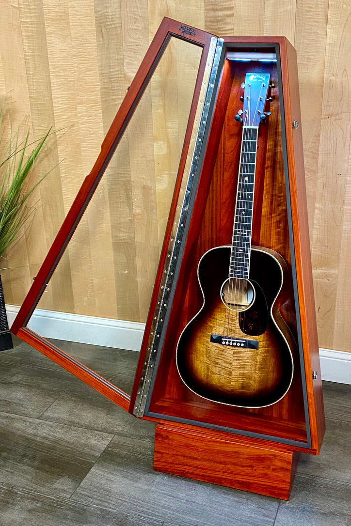 ClimaStand Triangle Humidor with Base - African Paduk