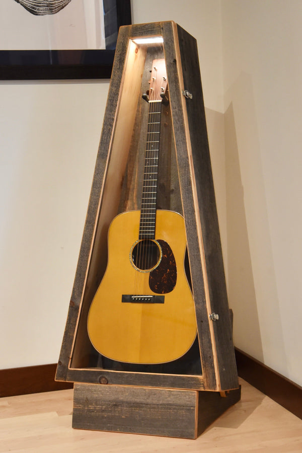 ClimaStand Triangle Humidor with Base - Reclaimed Barnwood (Grey)