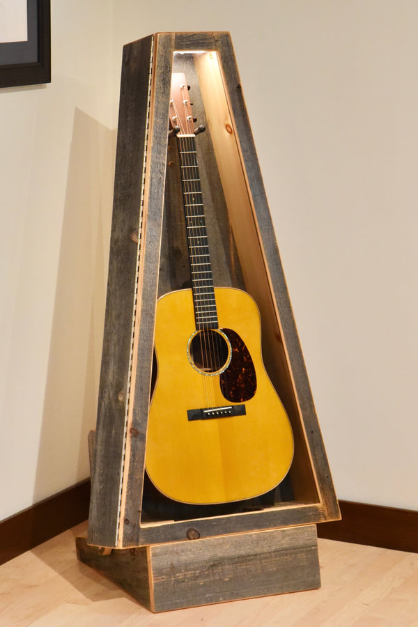 ClimaStand Triangle Humidor with Base - Reclaimed Barnwood (Grey)