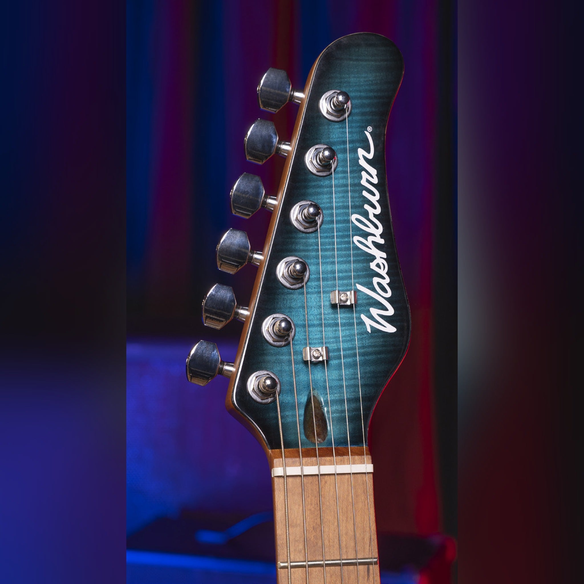 Washburn Sonamaster Elite SE3FBLB-U Flame Blue Burst headstock and roasted maple neck